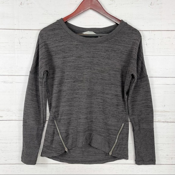 Athleta Blissful Shark-Bite Sweatshirt - Picture 3 of 12